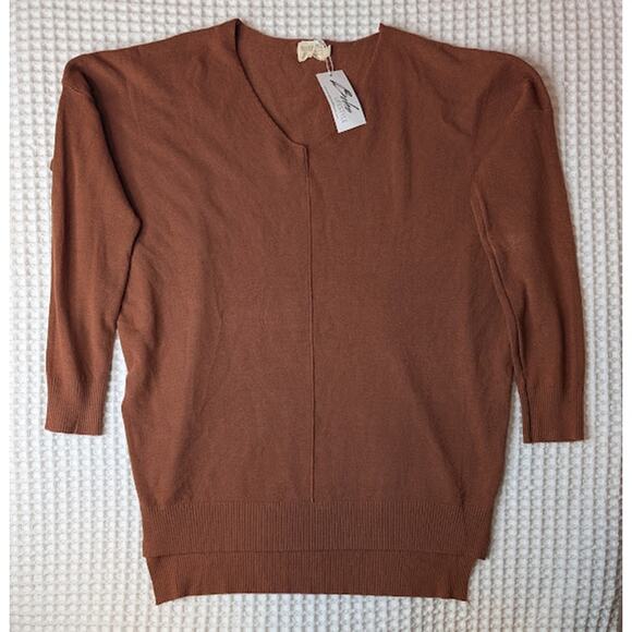 DREAMER BY DEBUT Soft Coffee Brown V Neck Sweater front Seam size S/M - Picture 2 of 6